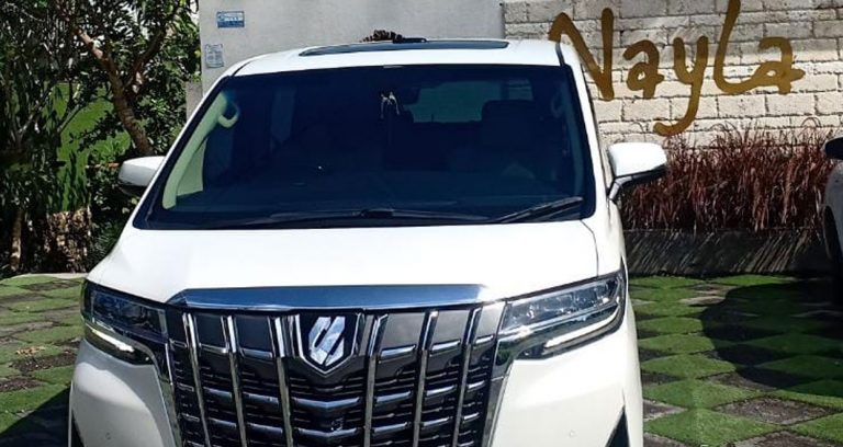 Sewa Alphard Transformer Bali