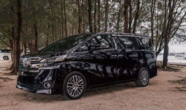 Sewa Alphard Transformer Bali