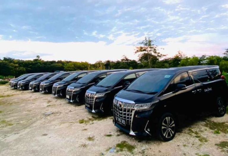 Rental Toyota Alphard 2024 Bali
